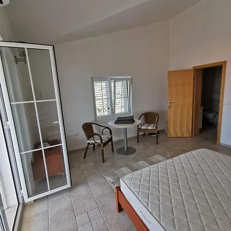 Sunset Appartement Mandre